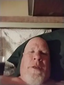 Reddog833 Show Webcam