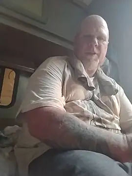 Reddog833's Webcam Show