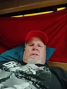 Reddog833 Show Webcam