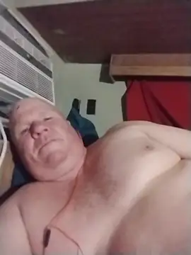 Reddog833's Webcam Show