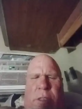 Reddog833 Show Webcam