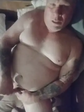 Reddog833's Webcam Show