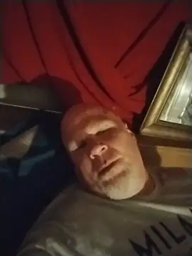Reddog833's Webcam Show