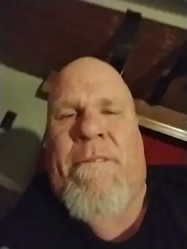 Reddog833's Webcam Show