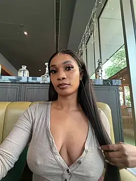 ___Nessa Adlı Modelin Web Kamerası Şovu