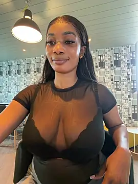 ___Nessa Show in webcam