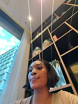 ___Nessa Show in webcam
