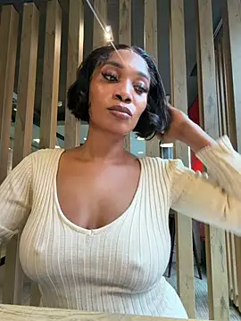 Pokazy przed kamerką – ___Nessa