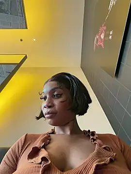 ___Nessa Adlı Modelin Canlı XXX Sohbeti