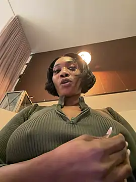 ___Nessa Show in webcam