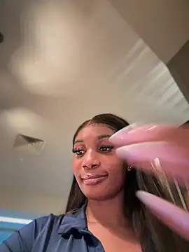 ___Nessa Show in webcam