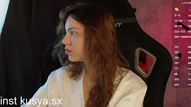 KusyaSex Adlı Modelin Canlı XXX Sohbeti