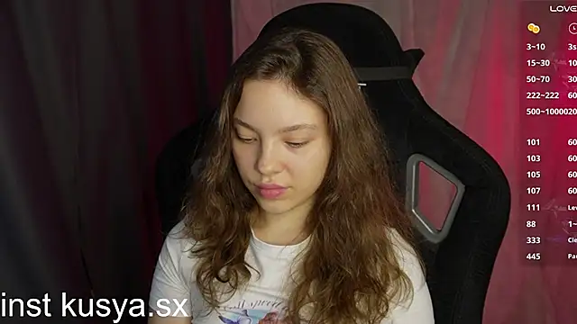 KusyaSex Adlı Modelin Canlı XXX Sohbeti