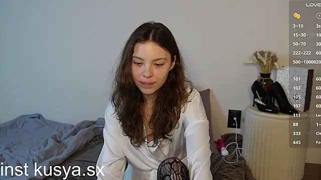 KusyaSex Adlı Modelin Canlı XXX Sohbeti