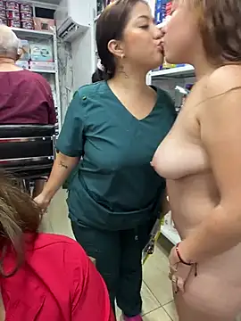 kandalove webcam show