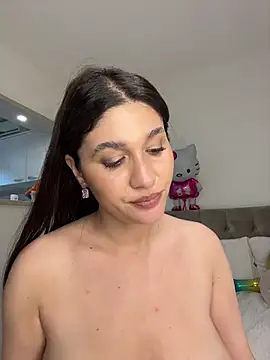 IrisBlues' Live XXX Chat