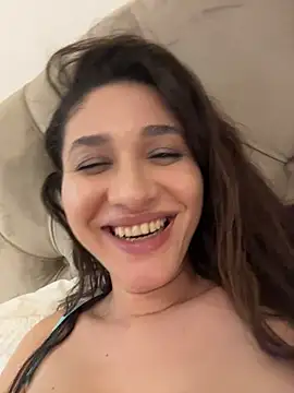 IrisBlues' Live XXX Chat