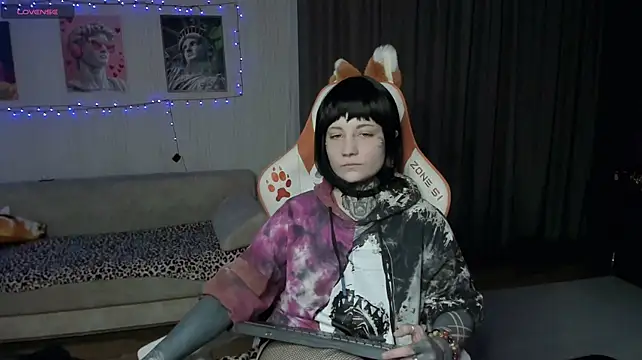 Pokazy przed kamerką – acid_trip1l