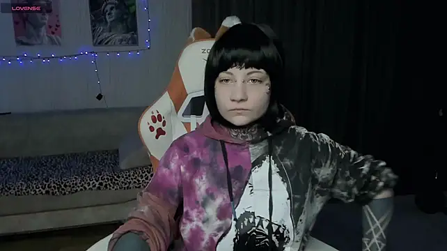 acid_trip1l: онлайн-секс-чат
