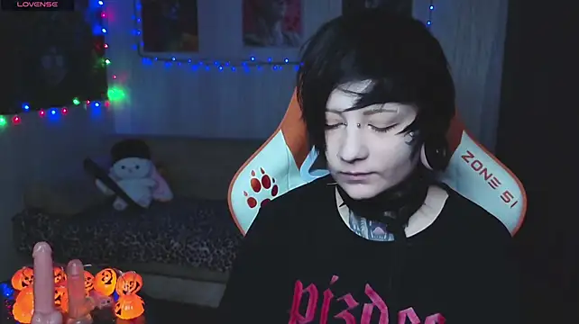 acid_trip1l Adlı Modelin Canlı XXX Sohbeti