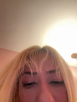 ShortiezWildin Show in webcam