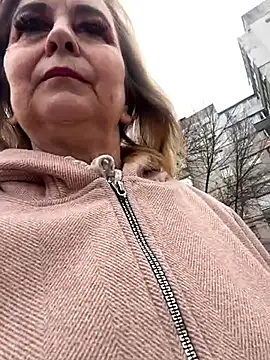 Irina2909@xh's Webcam Show