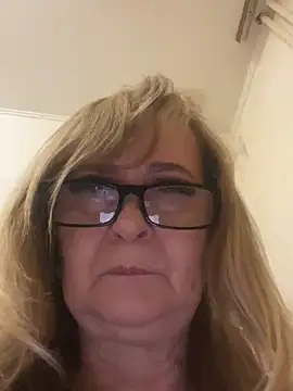 Živý XXX chat Irina2909@xh