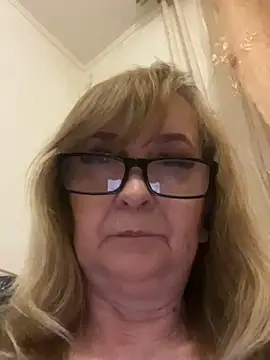 Irina2909@xh – live chatrum
