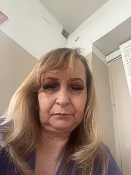 Pokazy przed kamerką – Irina2909@xh