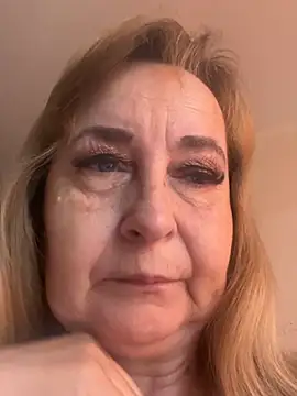 Webkamerová show Irina2909@xh