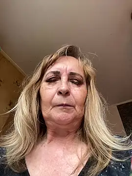 Irina2909@xh's Webcam Show