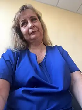 Irina2909@xh Шоу с уебкамера