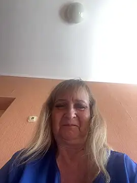 Irina2909@xh's Webcam Show