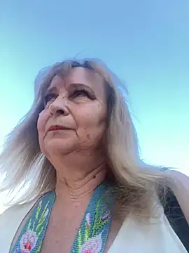 Irina2909@xh's Webcam Show