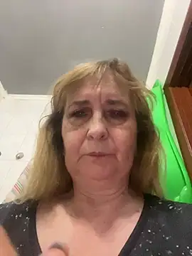 Irina2909@xh Show in webcam