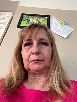 Irina2909@xh Show in webcam