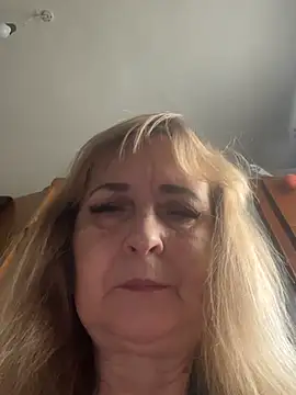 Irina2909@xh Live XXX Chat
