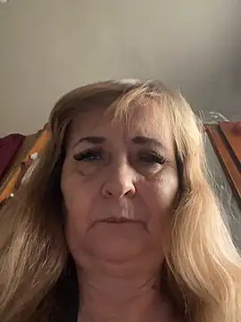 Show de Irina2909@xh na webcam