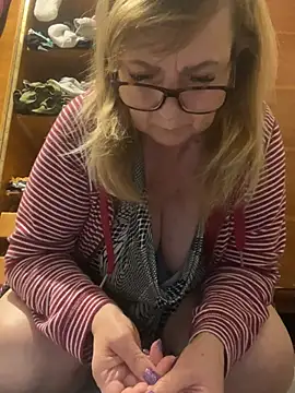 Irina2909@xh's Live XXX Chat