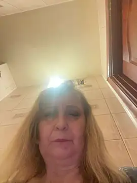 Irina2909@xh Chat XXX live