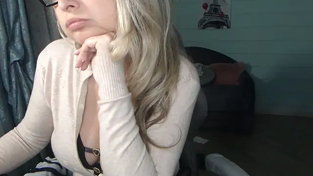 RubiLakros – Live XXX-chat
