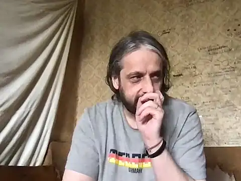 -TrafoX3-'s Webcam Show