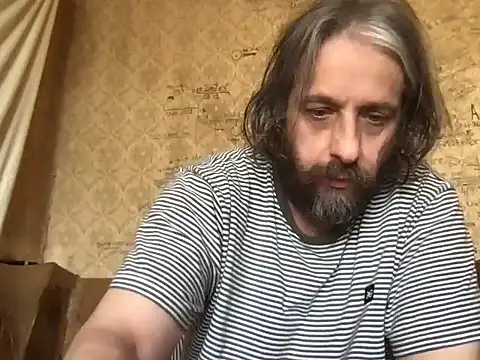 -TrafoX3-: διαδικτυακό σόου στην κάμερα