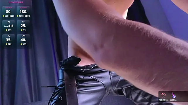 S3Xyes: вебкам-шоу