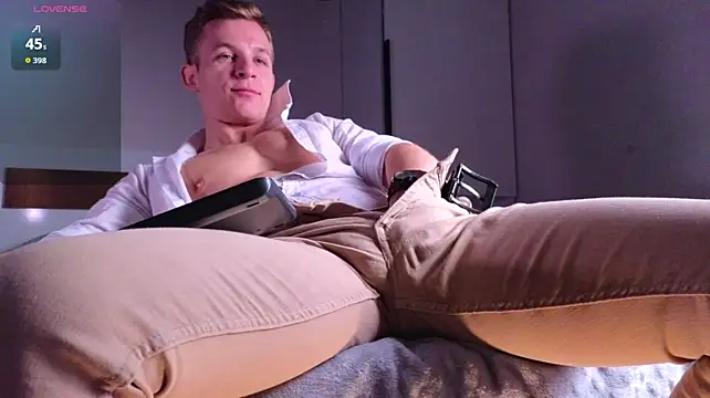 S3Xyes webcam show