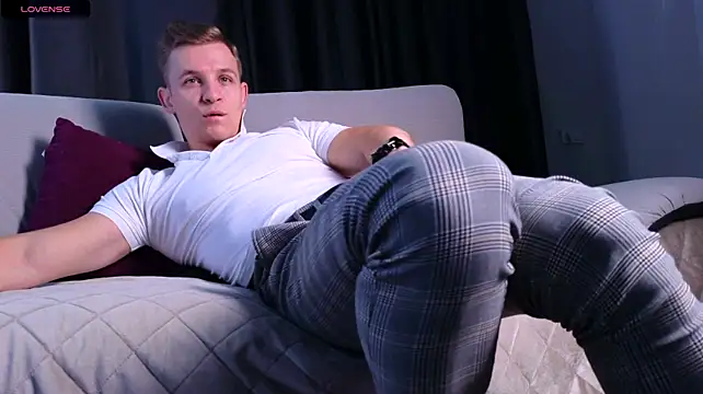 S3Xyes webcam show