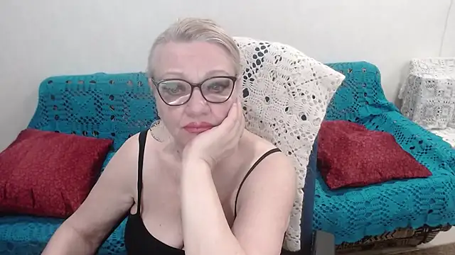 xHoneyLadyx's Webcam Show