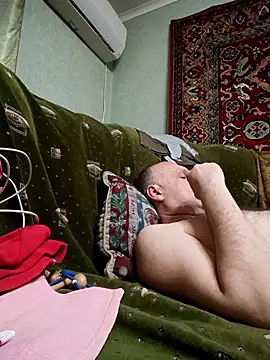 Pokazy przed kamerką – Sam_Colt