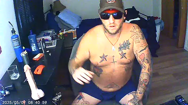 Livingpuddle's Webcam Show