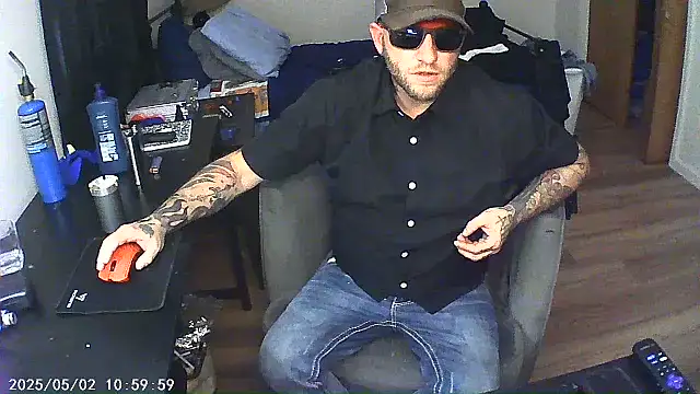 Livingpuddle's Webcam Show
